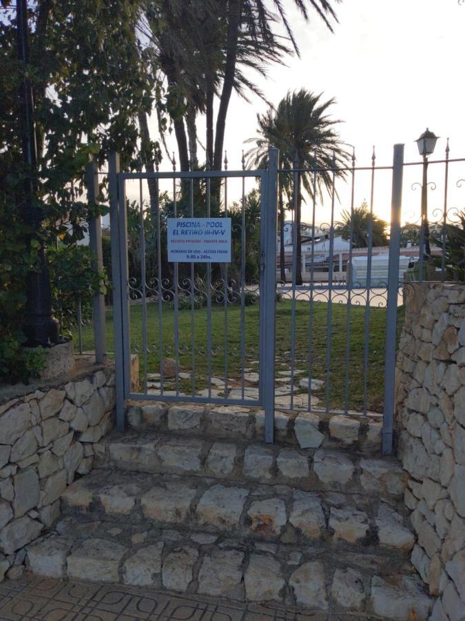 Estudio Con Piscina, Playa Y Wifi Denia Luaran gambar